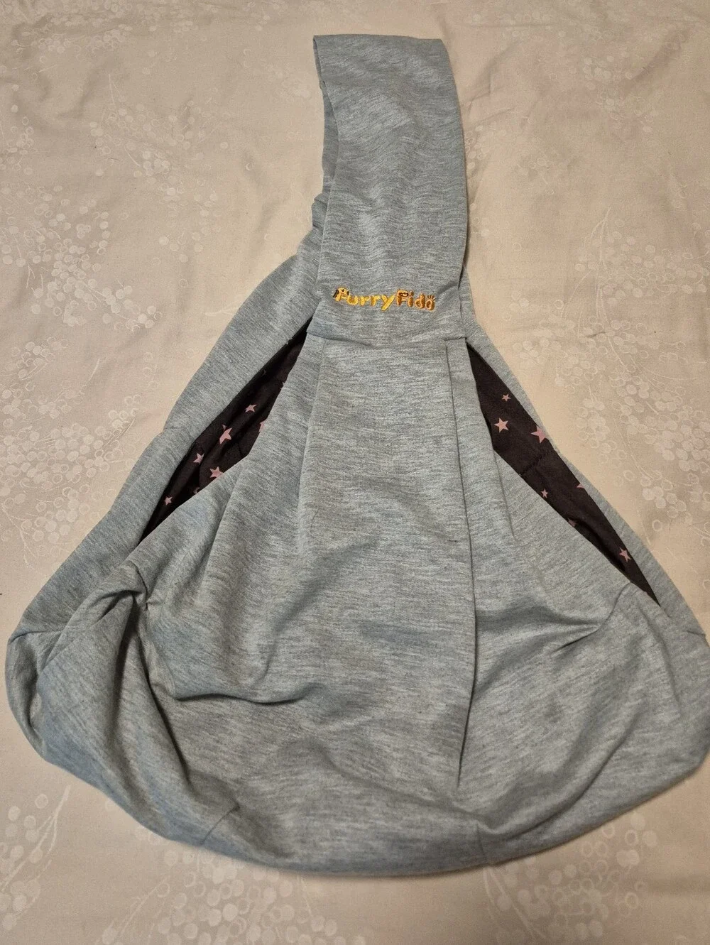 Pet Sling Bag Carrier with Reversible Star-Print Lining